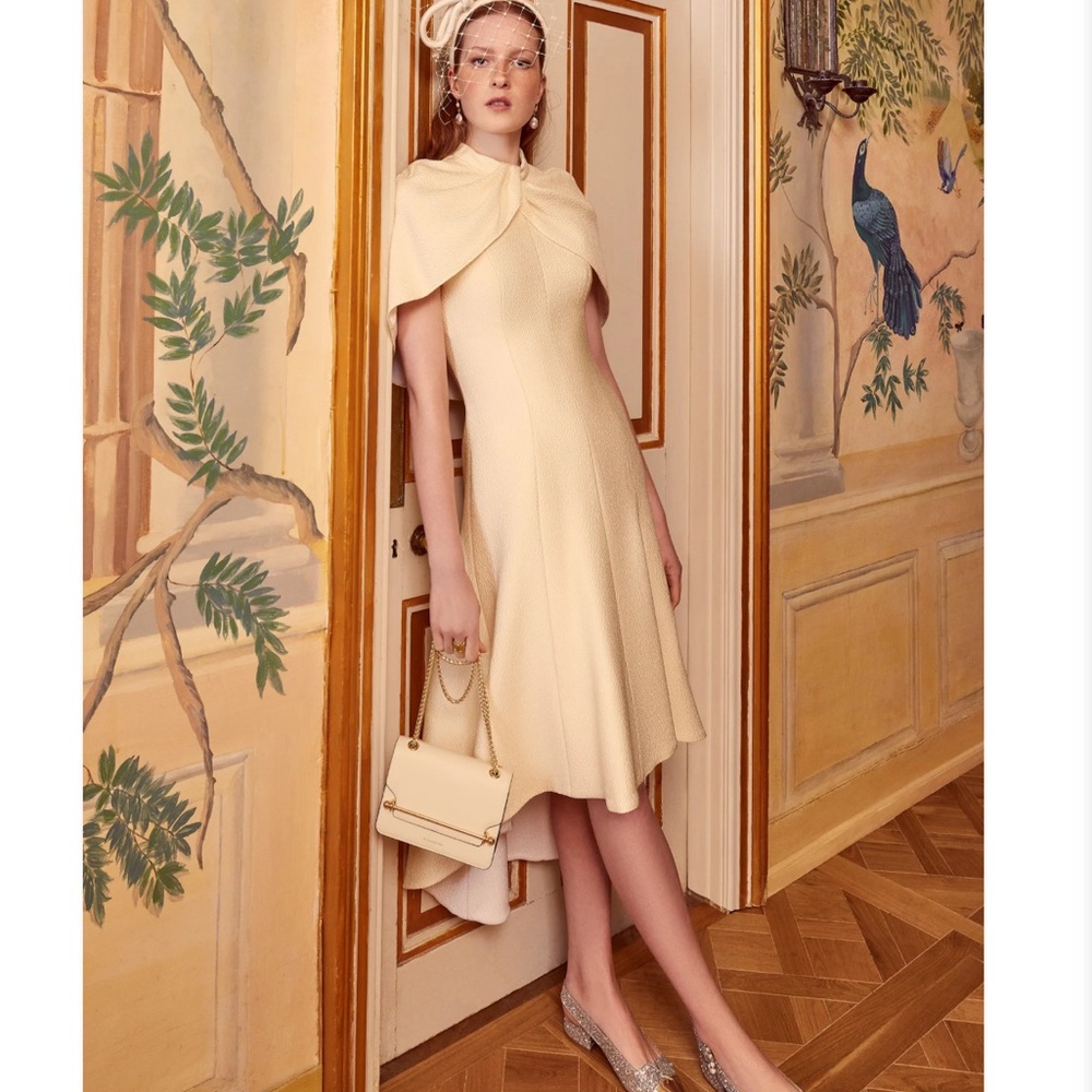 SUZANNAH LONDON VIOLA CAPE DRESS LEMON AND WHITE